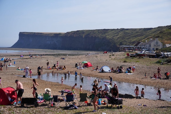 Melanoma skin cancer cases hit record high in the UK as heatwave warning issued