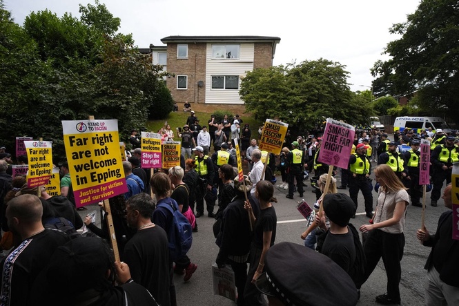 Asylum hotels ‘spiralled out of control’, minister admits as more closures announced