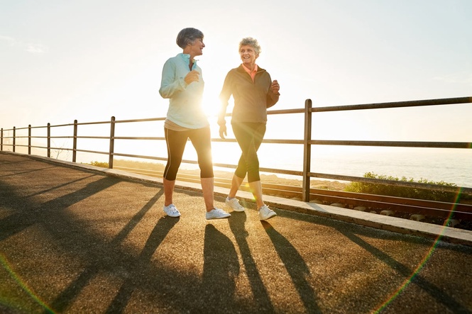 Physiotherapist reveals two walking techniques to reduce lower body pain