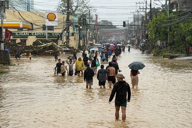 UK to fund AI weather forecasting as ‘super’ El Niño threatens wave of climate shocks