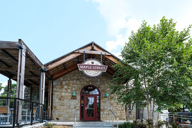 Cracker Barrel closes all remaining sister brand locations