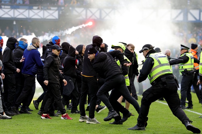 Celtic and Rangers ordered to play match behind closed doors after Scottish Cup chaos