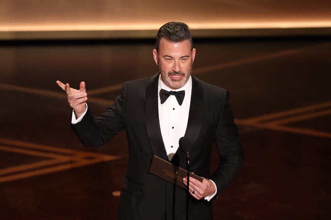 Kimmel faces backlash for Melania joke made before WHCD shooting