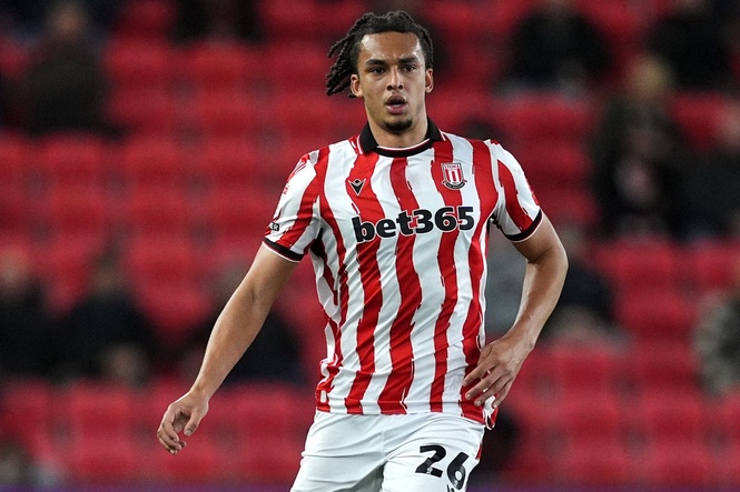 Tottenham defender set to leave club as £7 million deal agreed