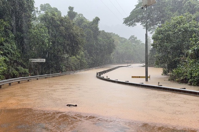 Australians brace for ‘significant damage’ as tropical Cyclone Narelle ...