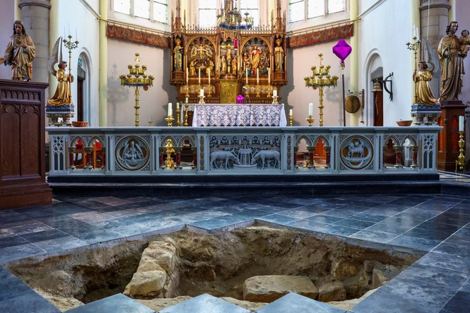 Skeleton of Three Musketeers hero d’Artagnan may have been found buried under church