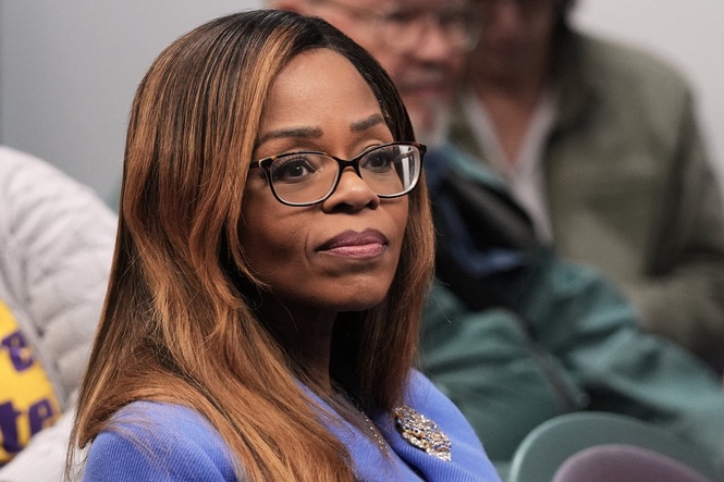 House ethics panel alleges congresswoman committed 25 fraud violations