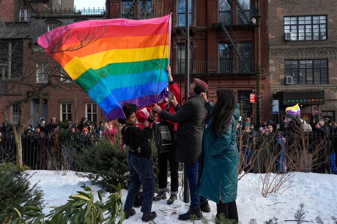 Trump administration agrees to keep flying rainbow Pride flag at New York’s Stonewall monument