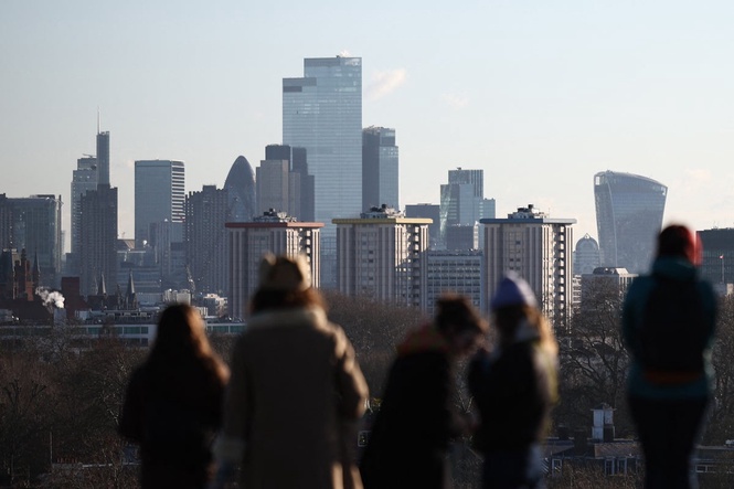 Thousands of UK firms face collapse as financial crisis deepens amid Iran war and tax increases