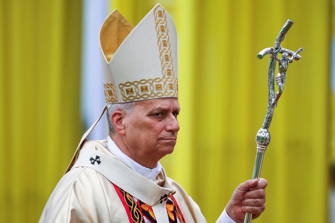 Police investigate bomb threat made at Pope Leo’s brother’s home in suburban Chicago