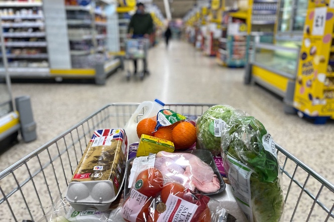 Economist highlights controversial way Bank of England can ease inflation