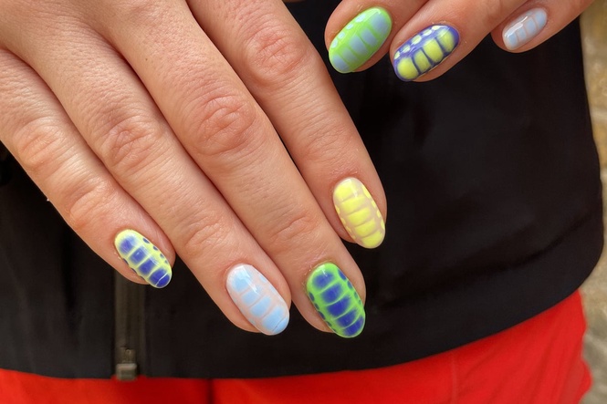 What is ‘blooming gel’? The Japanese nail trend explained