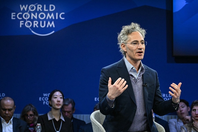 Tech giant posts ‘comic book villain’ manifesto online about future of warfare