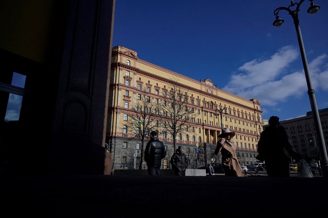 Ukraine war briefing: German woman arrested over attempted suicide bomb attack