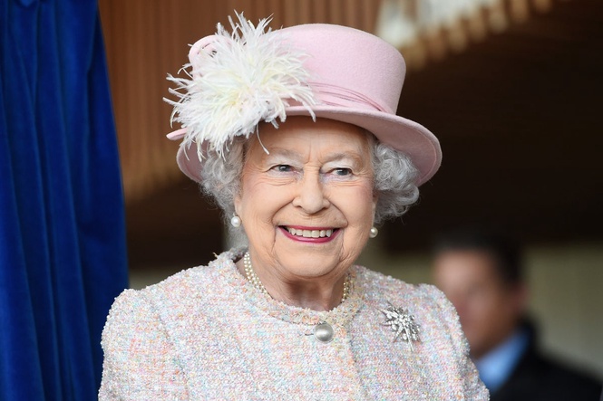 Queen Elizabeth memorial statue was inspired by a famous portrait – with Prince Philip ‘a few paces behind’