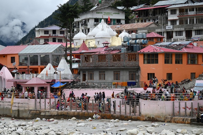 Why visitors will have to drink cow urine to enter holy Indian temple