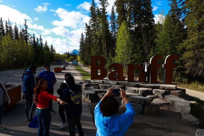 Even as Canadian travelers ditch the US, Americans are taking way more vacations north of the border