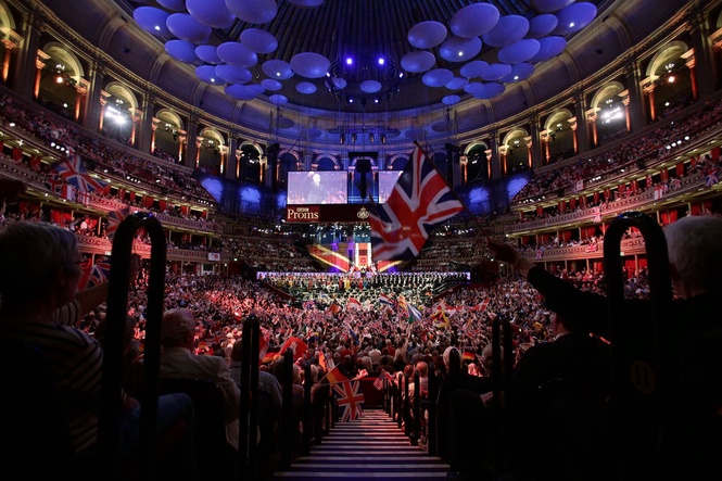 Audiences should be more relaxed about mobile phone use, says BBC Proms boss