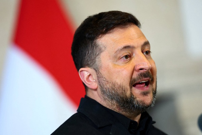 Ukraine-Russia war latest: Zelensky asks for Putin summit to kickstart peace talks as EU finally approves major €90b loan