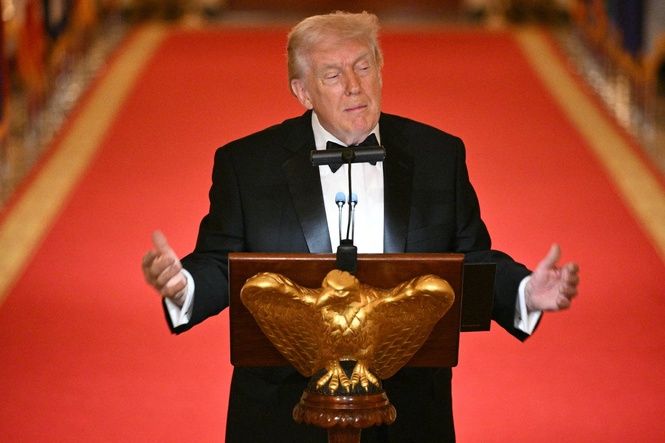 Trump’s appearance at White House correspondents’ dinner reignites debate over press relations