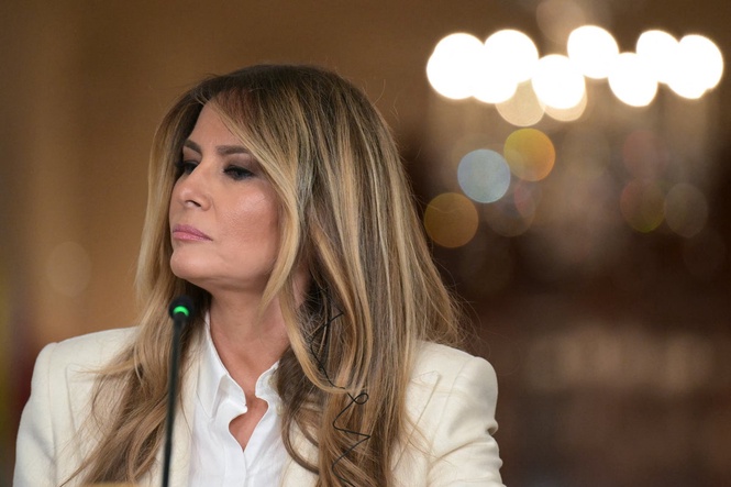 Netflix cuts Melania dig from roast amid Trump’s feud with Kimmel over first lady joke