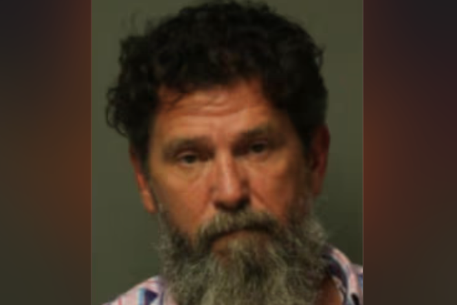 Small-town Virginia mayor arrested for allegedly showing up drunk at scene of train derailment