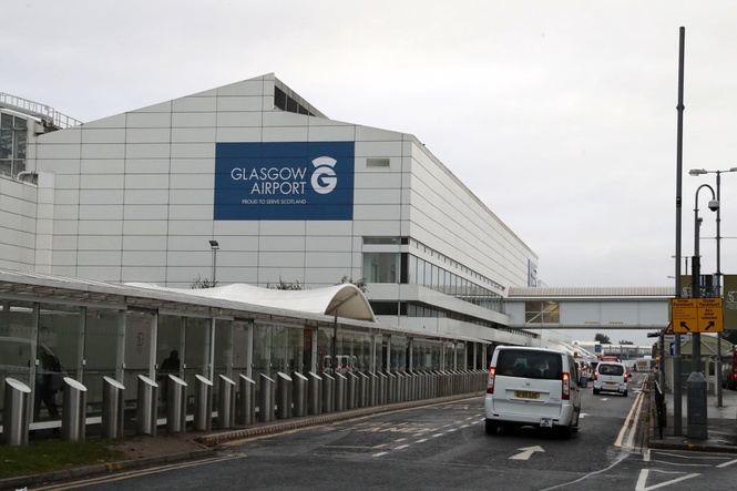 Union warns of summer strike action risk as workers balloted over pay
