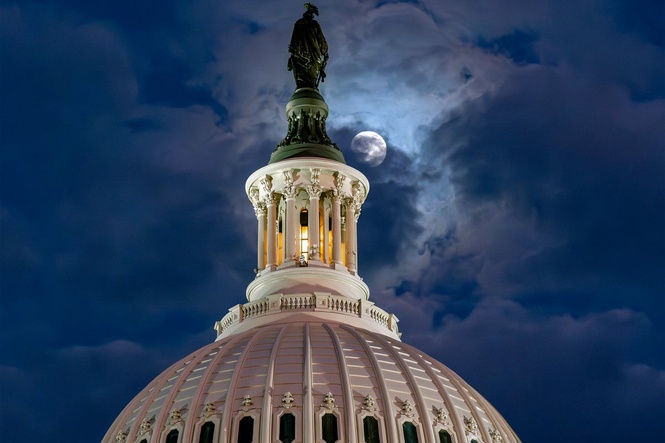 Congress approves short-term extension of divisive US surveillance program hours before expiration