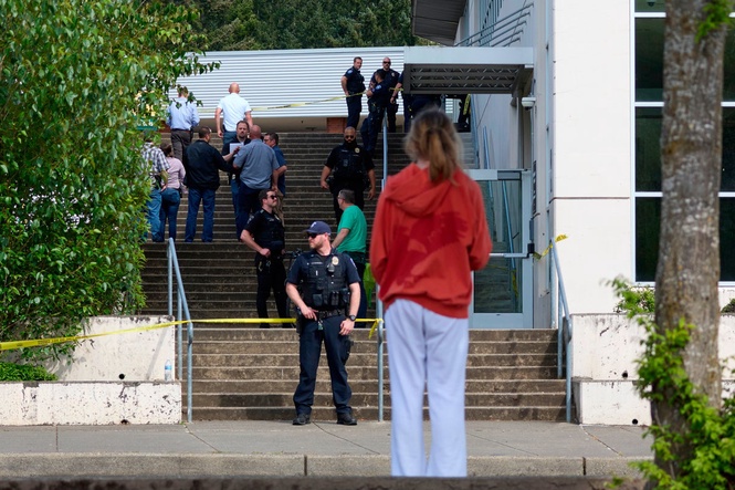 Stabbing at Washington state high school injures 6, including suspect, police say