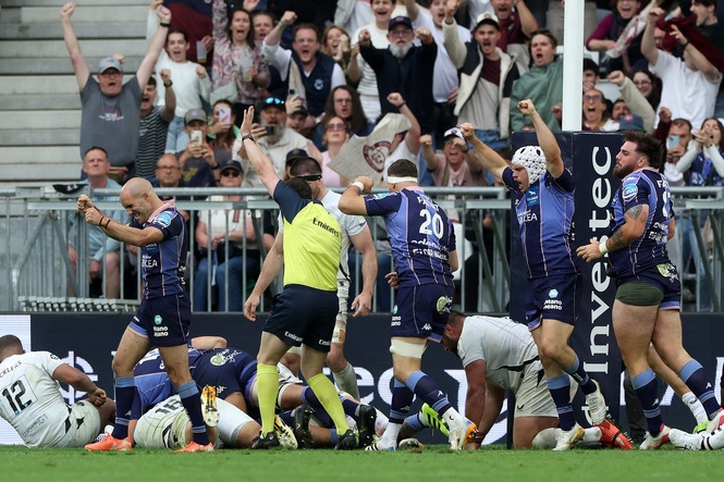 Bordeaux Begles hold off battling Bath to set up Champions Cup final against Leinster