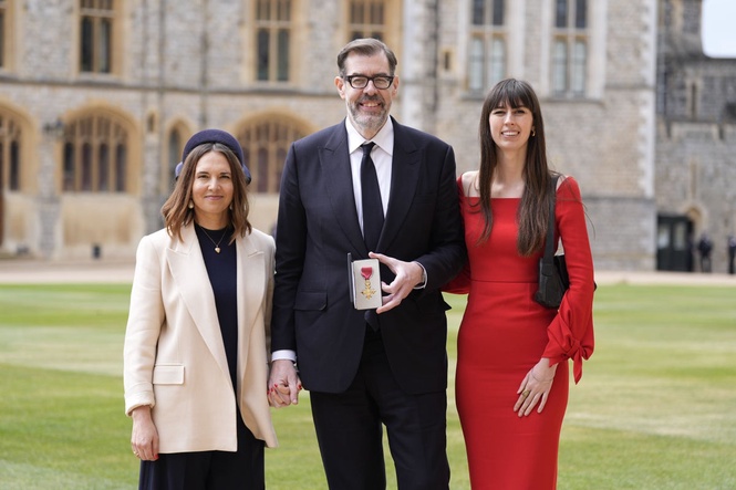 Richard Osman tells of pride at being from Britain during investiture ceremony