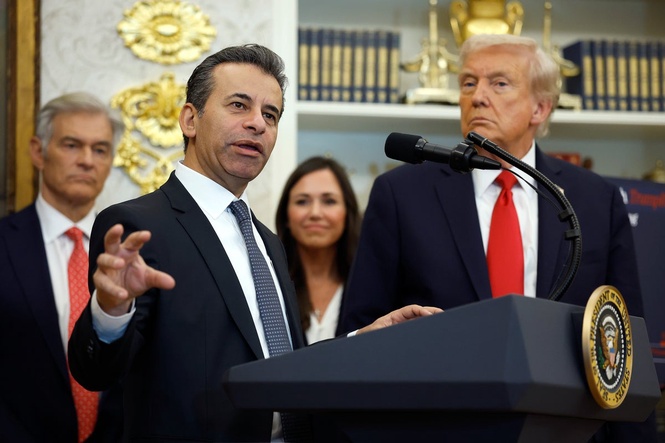 FDA approves four flavored vapes days after pressure campaign from Trump