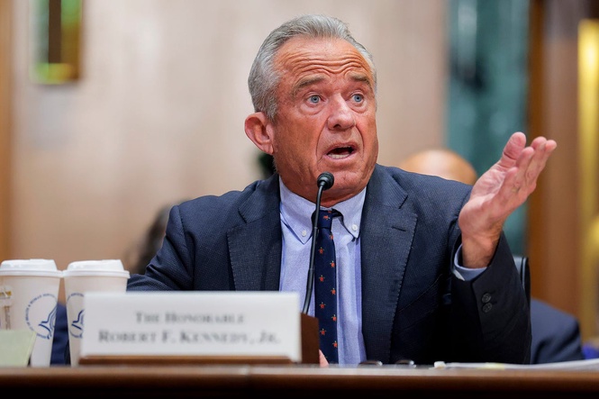 RFK Jr withdraws proposal banning teens from tanning beds as skin experts warn of cancer risks