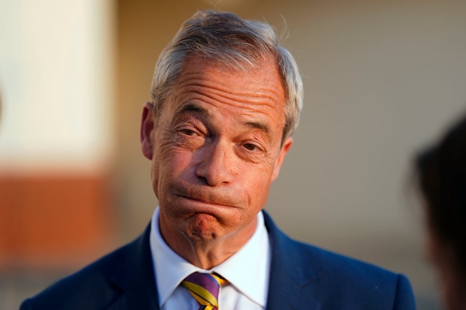 Farage accused of ‘dodging scrutiny’ over funding of home purchase after gift from billionaire
