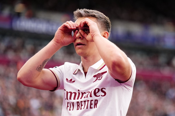 West Ham v Arsenal LIVE: Trossard scores huge goal after crucial Raya save in tense Premier League clash