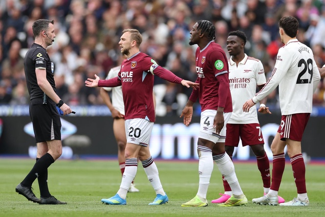 Jarrod Bowen criticises VAR decision that denied West Ham a vital point against Arsenal