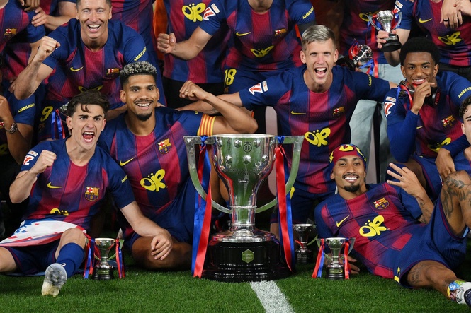 Barcelona v Real Madrid LIVE: Rashford stunner helps Barca seal La Liga title with El Clasico win