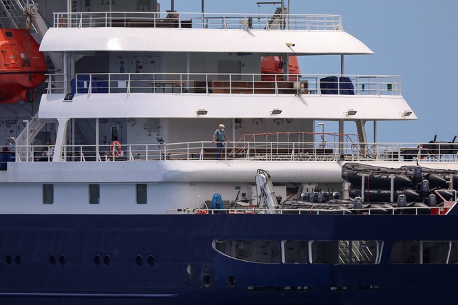 Hantavirus latest: Three more people infected with deadly virus as last passengers leave cruise ship