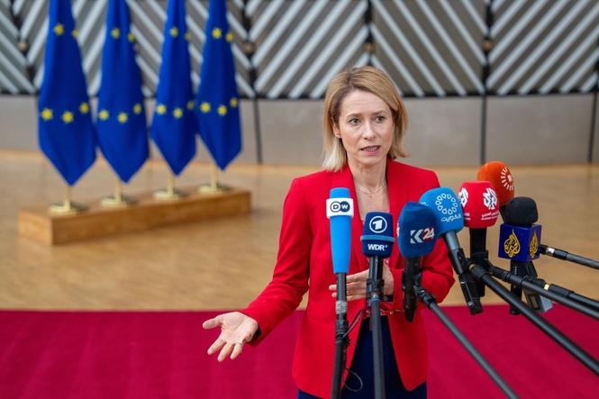 EU sanctions Hamas leaders and Israeli settlers, but shelves stronger economic pressure