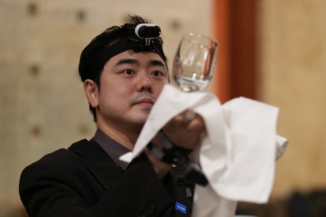 A South Korean startup captures workers' techniques to develop AI brains for robots