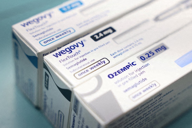 Weight loss drugs could prevent knee replacement surgery, study finds