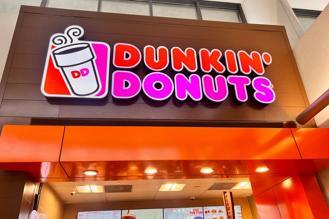 Dunkin’ to launch viral 48oz beverage buckets nationwide: report