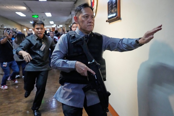Gunshots fired in Philippines Senate as authorities try to arrest ex-police chief over murder charges