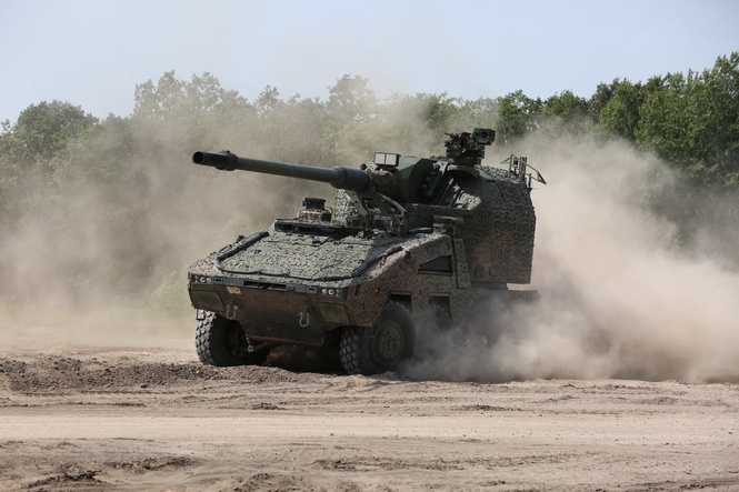 British army to be equipped with remote-controlled guns in £1bn deal