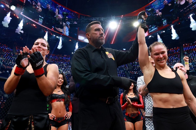 Rousey vs Carano LIVE: Fight updates and results as Ronda Rousey wins in 17 seconds