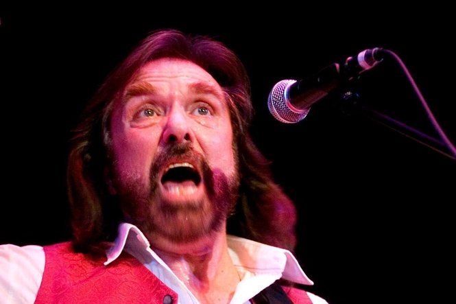 Dr Hook singer Dennis Locorriere dies after ‘long and courageous battle’