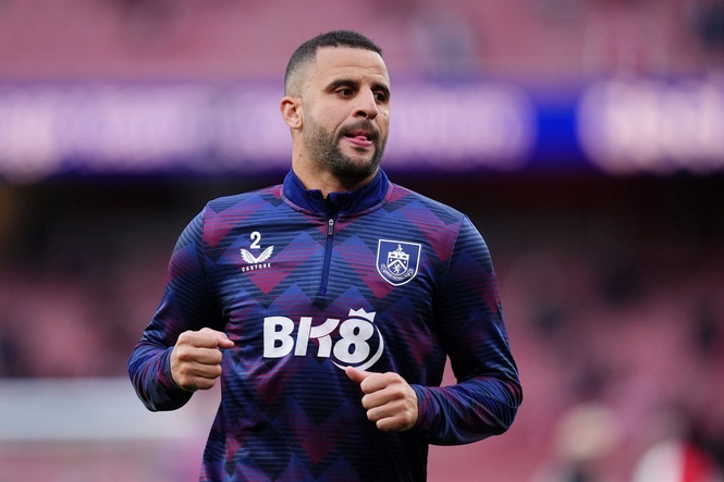 Kyle Walker responds to Wayne Rooney’s claim that he could have solved England’s right-back crisis