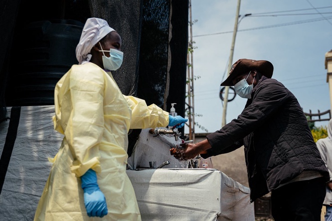 How does Ebola spread? And its mortality rate as death toll in new outbreak rises