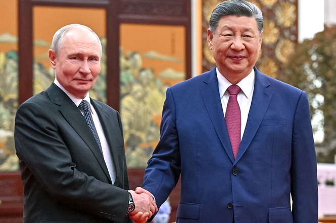Xi and Putin unite to take swipe at Trump at Beijing summit but fail to clinch gas deal