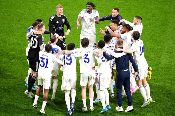 How many English teams will play in next season’s Champions League after Aston Villa’s Europa League triumph?